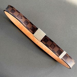 Louis Vuitton Damier belt